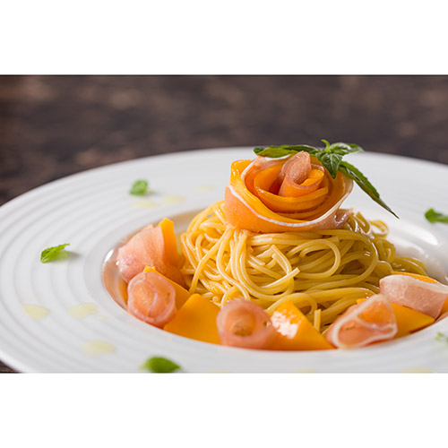 MAGRI　宮崎県産シャトーマンゴー2L2玉【受注締め切り日：2026/7/10】