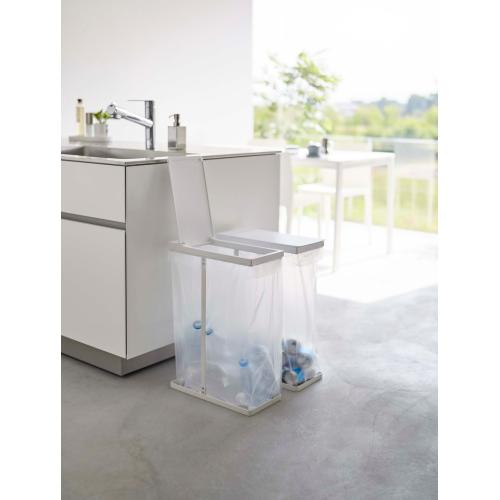 ＜山崎実業＞スリム蓋付き分別ゴミ袋ホルダー　タワー　45L　2個組