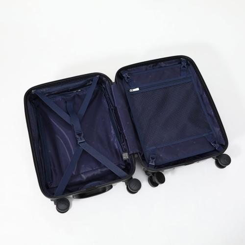 ＜TAKEO KIKUCHI＞ 前輪ストッパー フロントオープン機能 ジッパーハードキャリー ポリカーボネイト100％ 32L