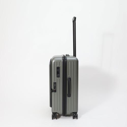 ＜TAKEO KIKUCHI＞ 前輪ストッパー フロントオープン機能 ジッパーハードキャリー ポリカーボネイト100％ 65L(+5.8L)