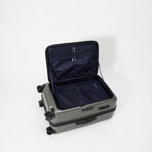 ＜TAKEO KIKUCHI＞ 前輪ストッパー フロントオープン機能 ジッパーハードキャリー ポリカーボネイト100％ 65L(+5.8L)