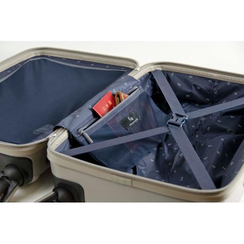 ＜フリクエンター＞リエーヴェ 4輪キャリーXS