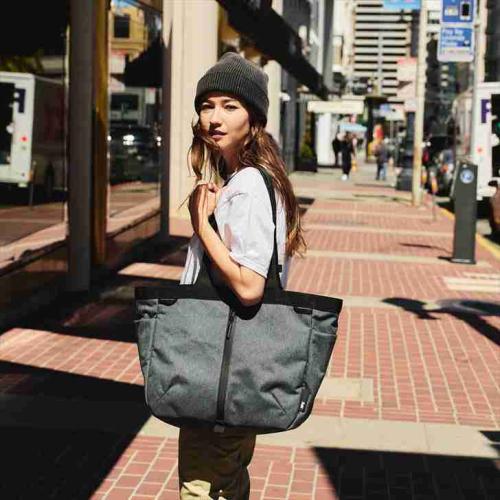 ＜Aer＞City Toteトートバッグ