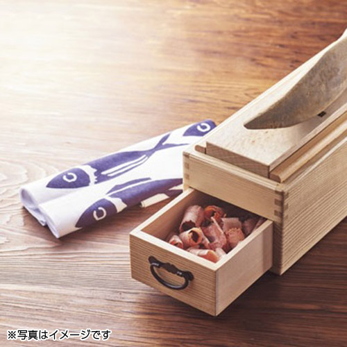 「かつおの天ぱく」伊勢波切節・削り器詰合せ（手ぬぐい付き）