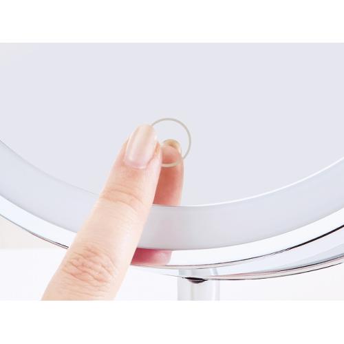 ＜KOIZUMI＞LED拡大鏡 (KBE3270)