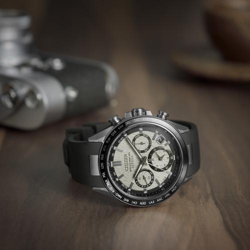 ＜シチズン＞アテッサ CC4055-14H