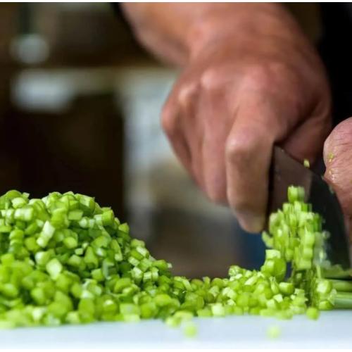 ＜ANA FINDS＞大分・驚きのめし友食べるニラ醤油3本セット