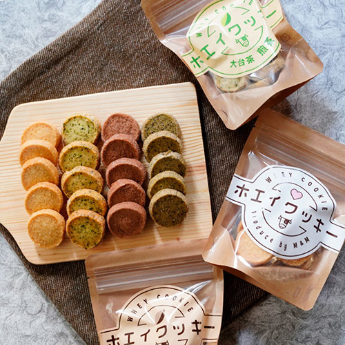＜よろこば食堂＞ホエイクッキー5個（プレーン2枚、ほうじ茶・煎茶・ココア各1枚）＆ドリップコーヒー7個セット