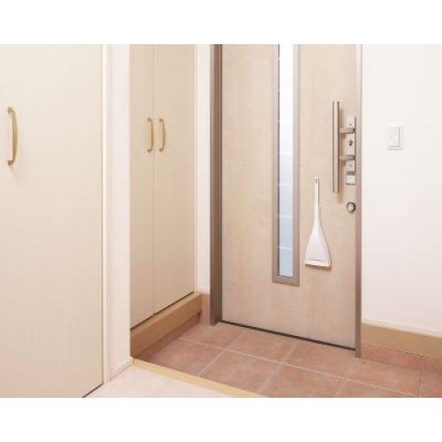 【日用雑貨】＜山崎産業＞コンドル ピタッとマグネットほうき（ちりとり付）