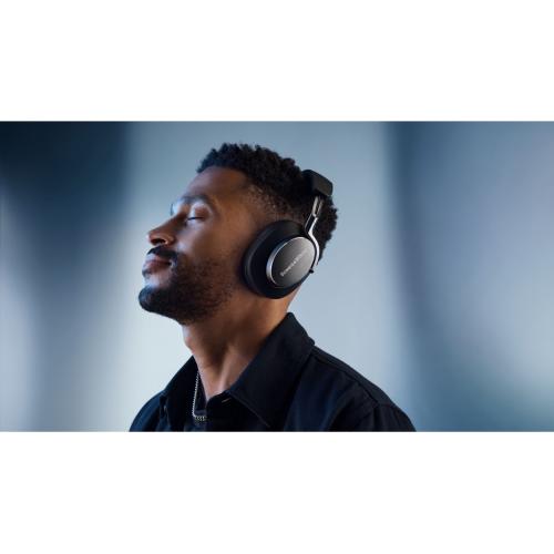 ＜Bowers & Wilkins＞オーバーイヤー・ノイズキャンセリング・ヘッドフォン　Px8