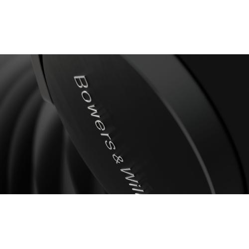 ＜Bowers & Wilkins＞オーバーイヤー・ノイズキャンセリング・ヘッドフォン　Px8