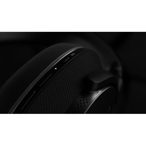 ＜Bowers & Wilkins＞オーバーイヤー・ノイズキャンセリング・ヘッドフォン　Px7S2e