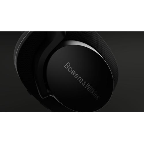 ＜Bowers & Wilkins＞オーバーイヤー・ノイズキャンセリング・ヘッドフォン　Px7S2e