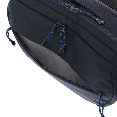 ＜ANA FINDS＞Traveler エクスパンダブルボディバッグ