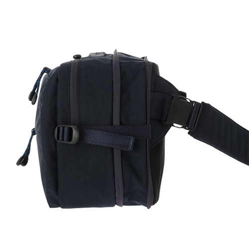 ＜ANA FINDS＞Traveler エクスパンダブルボディバッグ