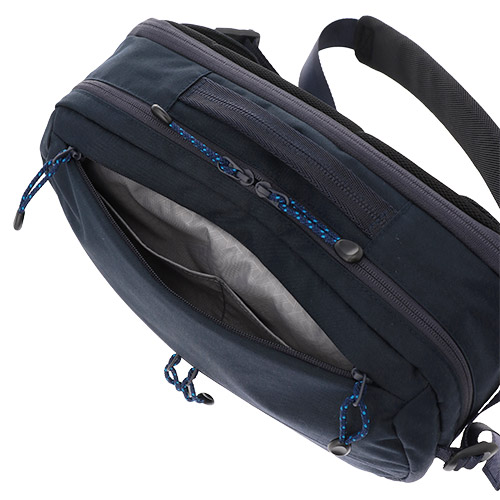 ＜ANA FINDS＞Traveler エクスパンダブルボディバッグ