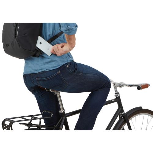 ＜THULE＞パラマウント コミューターバックパック 18L