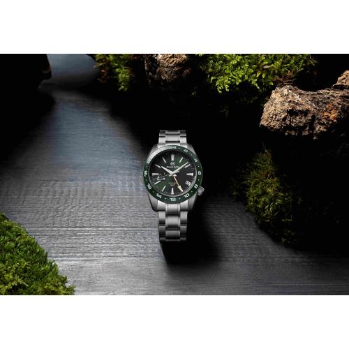 ＜グランドセイコー＞Sport Collection 9Rスプリングドライブ SBGE257