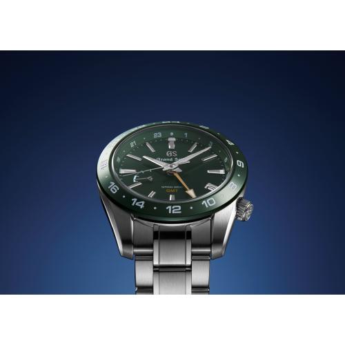 ＜グランドセイコー＞Sport Collection 9Rスプリングドライブ SBGE257