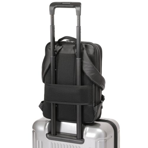 ＜BERMAS＞DULIT EFLEX 2層リュック39cEX5c No.60642