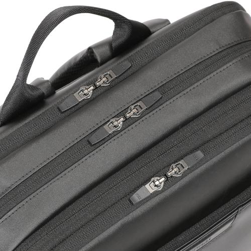 ＜BERMAS＞DULIT EFLEX 2層リュック42cEX6c No.60644