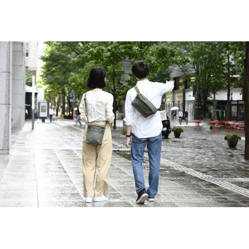 ＜エヴァウィン＞拡張ボディバッグ 86050