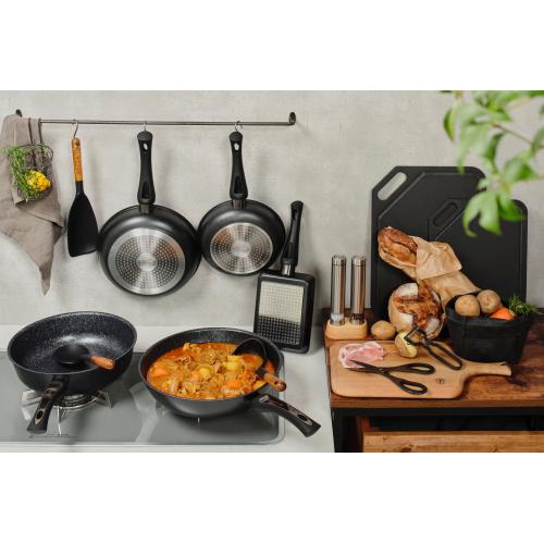 ＜KEVNHAUN＞ジェットブラックフライパン28cm