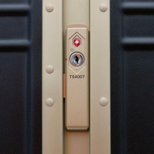 ＜ハピタス＞ミッキーマウスフレームスーツケース82Ｌ HAP1148-66