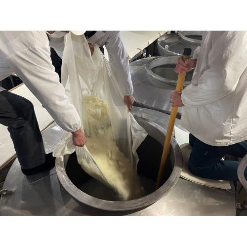 ＜加藤嘉八郎酒造＞大山 特別純米酒 十水と大山 特別純米 超辛口の2本セット