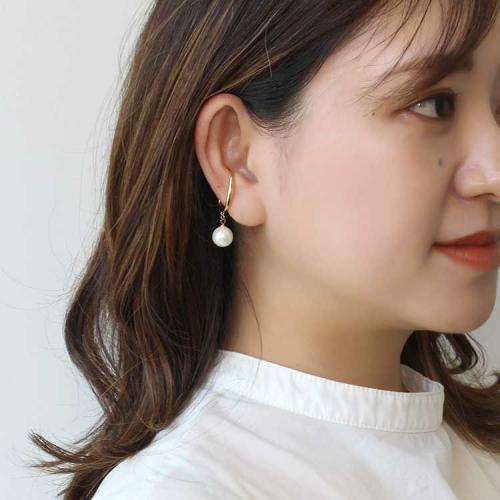 ＜アビステ＞ドロップパールイヤカフ