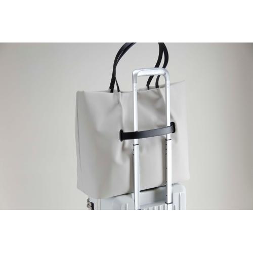 ＜マヴィ プレーン＞トート