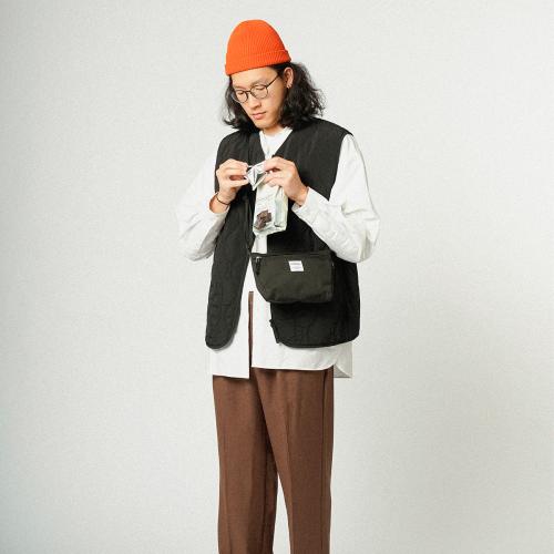 ＜hellolulu＞ハロルル カナ コンパクト ユーティリティショルダーバッグ