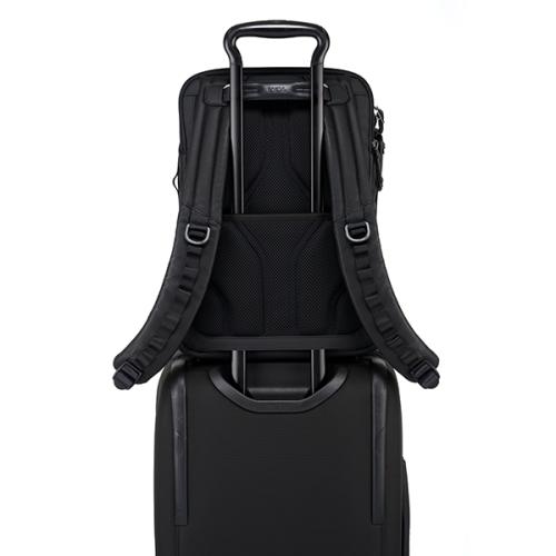 ＜TUMI＞「ダイナミック」バックパック COATED BLACK