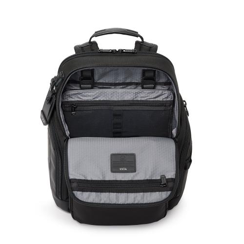 ＜TUMI＞モバイル・オーガナイザー