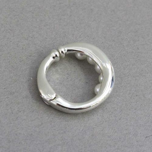 ＜アビステ＞サークルパールワンイヤカフ　シルバー