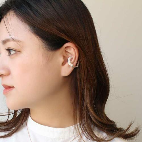 ＜アビステ＞サークルパールワンイヤカフ　シルバー