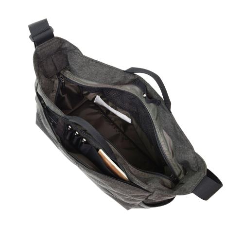 ＜MANHATTAN　PASSAGE＞スタイリッシュ　ショルダーバッグ　コミューター#2505CH