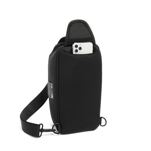 ＜TUMI＞「プラトーン」スリング