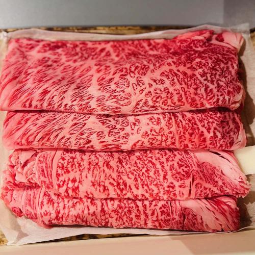 〈竹紫亭〉黒毛和牛すき焼用 400g