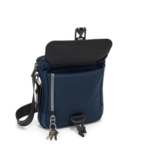 ＜TUMI＞「ジュニア」クロスボディ