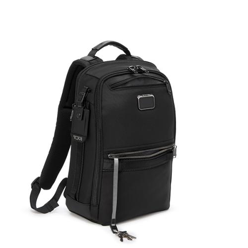 ＜TUMI＞「ダイナミック」バックパック