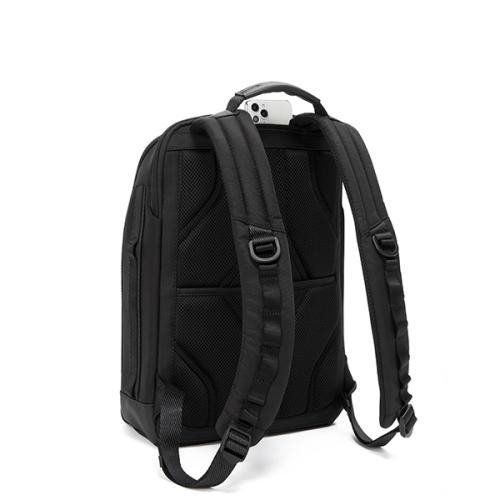 ＜TUMI＞「ダイナミック」バックパック