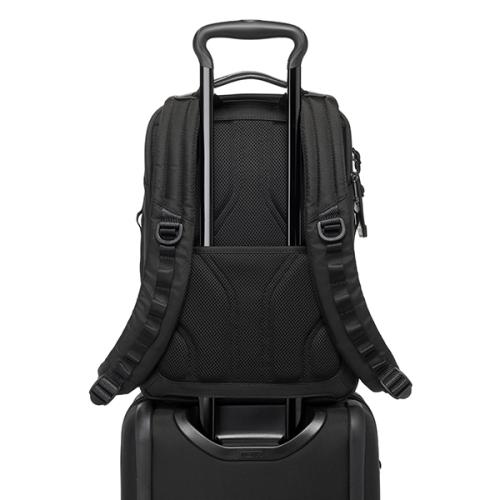 ＜TUMI＞「ダイナミック」バックパック