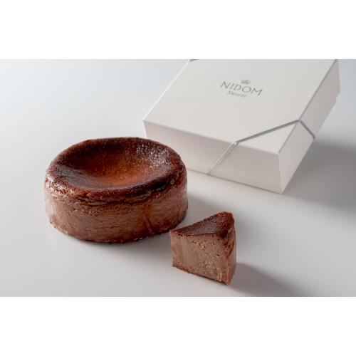 ＜ホテルニドム＞バスクチーズケーキ2種