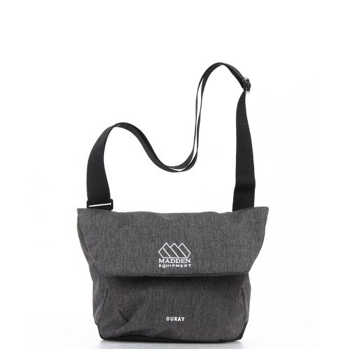 ＜MADDEN＞ショルダーバック EQMK05
