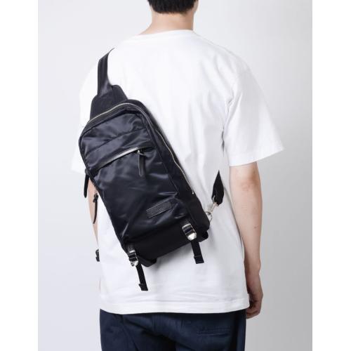 ＜master-piece＞Lightning 02115-v2 BK SLING BAG