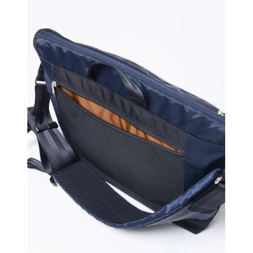 ＜master-piece＞Lightning 02121-v2 BK MESSENGER BAG