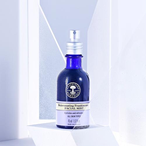 ＜ニールズヤード＞フランキンセンス ハイドレイティング フェイシャルミスト