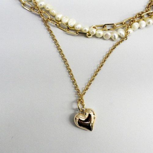 ＜アビステ＞淡水パール×チェーン×ハートペンダント3連ショートネックレス