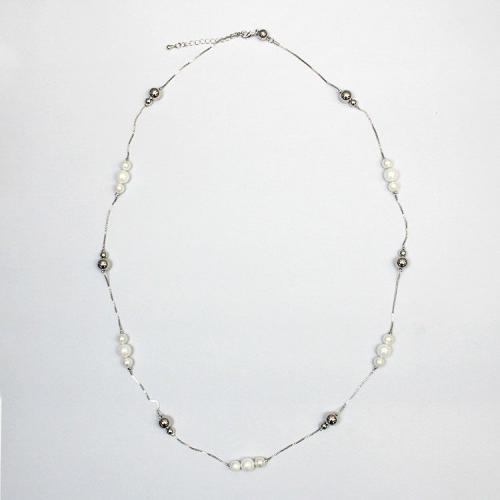 ＜アビステ＞シェルパール×メタルボールステーションネックレス